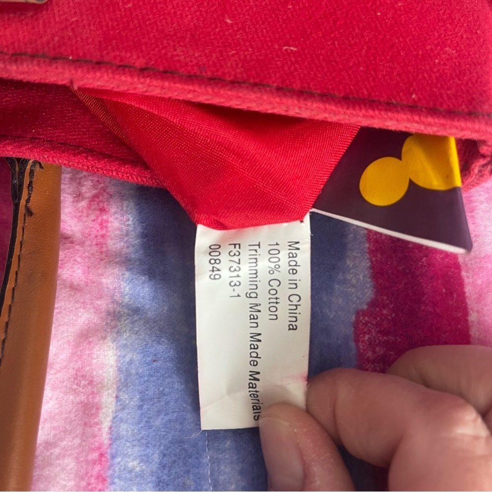 Vintage Winnie the Pooh and Friends Red Shoulder Bag Like New - Picture 9 of 10